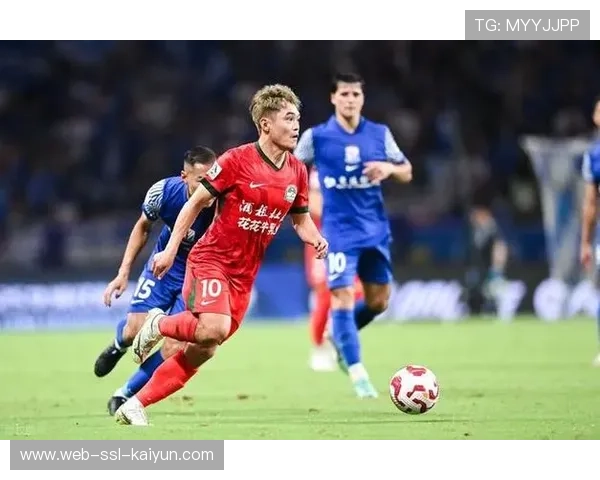 河南队将签前里尔前锋叶博亚，加纳国脚登陆中超